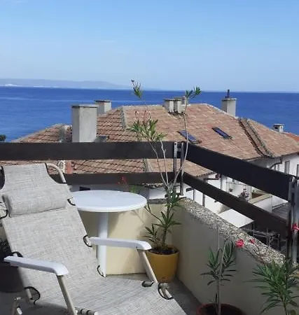 Kraybrezhna 3 Πανσιόν Πομόριε