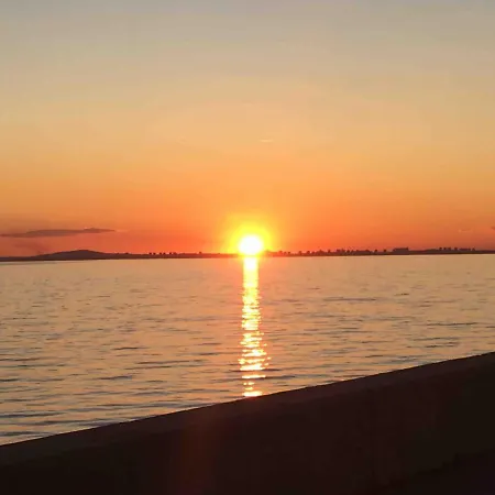 Kraybrezhna 3 Gasthuis