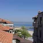 Kraybrezhna 3 Pomorie