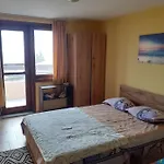 Kraybrezhna 3
