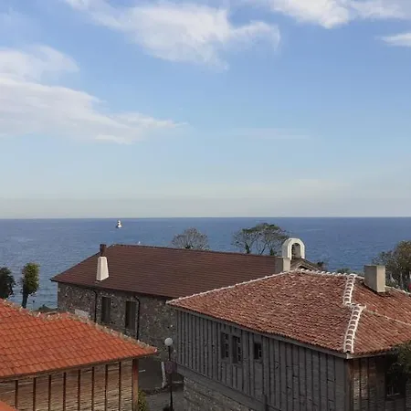 Kraybrezhna 3 Pensión Pomorie