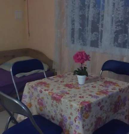 Kraybrezhna 3 4* 포마리