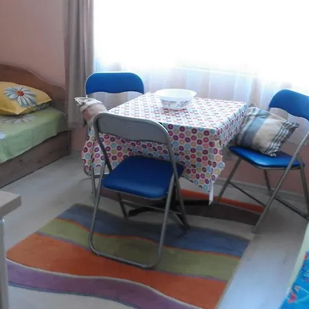 Kraybrezhna 3 4* 포마리