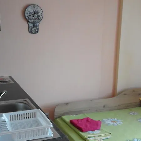 Kraybrezhna 3 4* 포마리