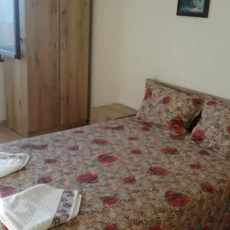 Kraybrezhna 3 게스트하우스